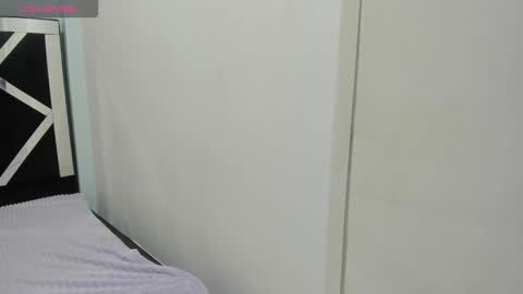 Isabella online show from 10-28-25, 12:52