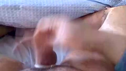 Snapshot of ikbenzo chatting on 03-03-25, 02:15 ikbenzo online show from 03-03-25, 02:15