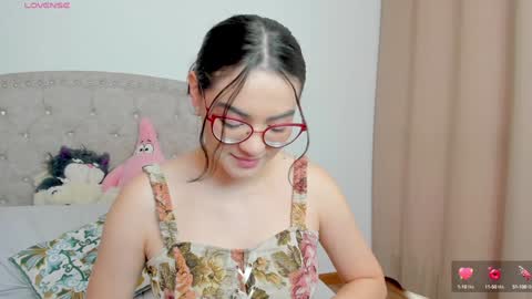 Snapshot of iki_mei chatting on 02-07-25, 01:53 Maria online show from 02-07-25, 01:53