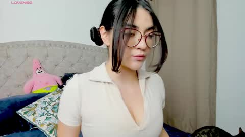 Snapshot of iki_mei chatting on 03-06-25, 11:20 Maria online show from 03-06-25, 11:20