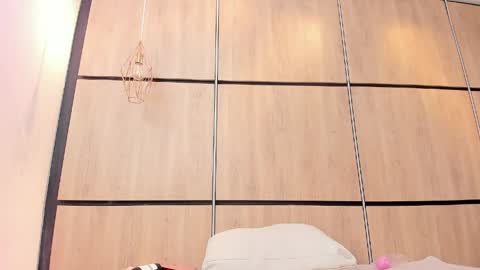 Snapshot of ikia_lopez chatting on 05-11-26, 02:45 ikia lopez online show from 05-11-26, 02:45