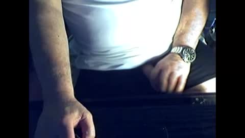 ikissuuuu online show from 03-24-26, 04:12