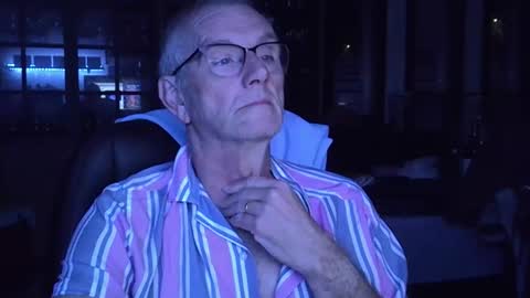 ikwiljeneuken123 online show from 03-07-26, 04:20