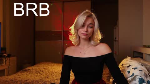 ileanacampbel online show from 12-12-24, 04:48