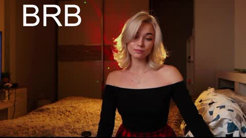 ileanacampbel online show from 02-01-25, 05:07