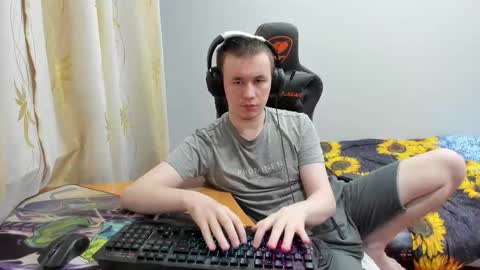 iliaskris online show from 10-31-25, 03:13