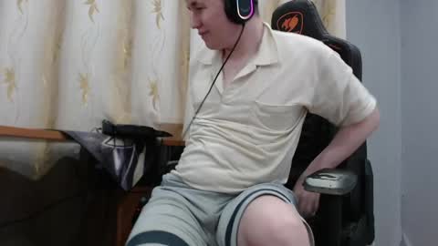 Snapshot of iliaskrisloveee chatting on 05-11-26, 04:04 lord online show from 05-11-26, 04:04