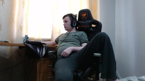 Snapshot of iliaskrisloveee chatting on 06-10-26, 07:07 lord online show from 06-10-26, 07:07