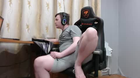 Snapshot of iliaskrisloveee chatting on 06-17-26, 08:43 lord online show from 06-17-26, 08:43