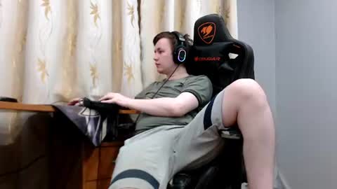 Snapshot of iliaskrisloveee chatting on 07-23-26, 06:50 lord online show from 07-23-26, 06:50