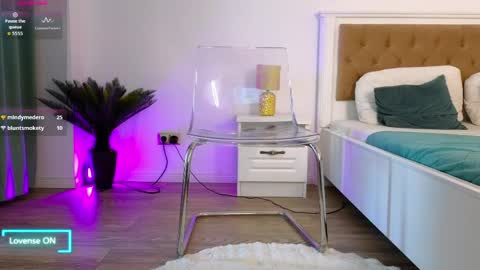 Emma online show from 04-24-26, 07:00