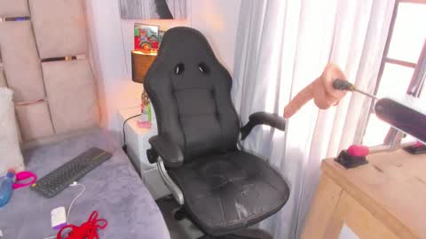 ILY   online show from 12-29-24, 05:22