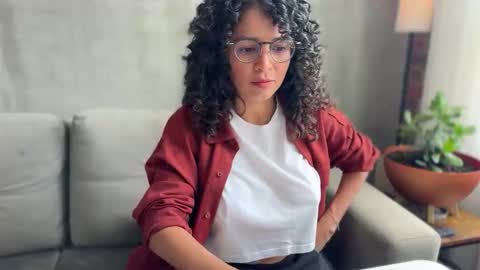 Kloe online show from 09-30-25, 08:03