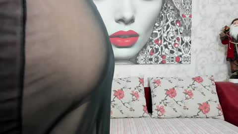 Snapshot of illegalbeauty87 chatting on 01-02-25, 08:02 Ingrid or more easier...Miss  GoDDess Mistress online show from 01-02-25, 08:02