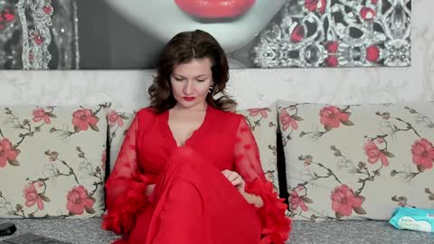 Snapshot of illegalbeauty87 chatting on 02-05-25, 03:02 Ingrid or more easier...Miss  GoDDess Mistress online show from 02-05-25, 03:02