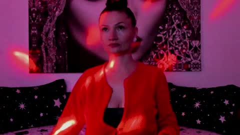 Snapshot of illegalbeauty87 chatting on 05-18-26, 04:07 Ingrid or more easier...Miss GoDDess Mistress online show from 05-18-26, 04:07