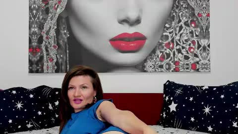 Snapshot of illegalbeauty87 chatting on 07-15-26, 06:46 Ingrid or more easier...Miss GoDDess Mistress online show from 07-15-26, 06:46
