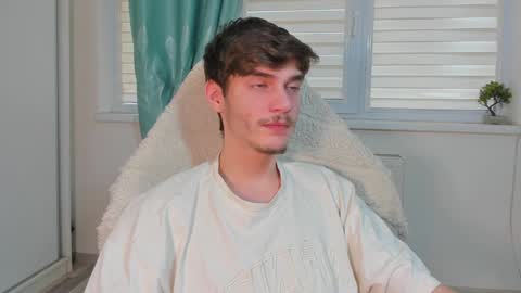 Snapshot of illusions888 chatting on 02-07-25, 08:44 D-Illusion online show from 02-07-25, 08:44