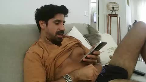 Snapshot of ilmangj90 chatting on 09-09-25, 08:47 ilmangj90 online show from 09-09-25, 08:47