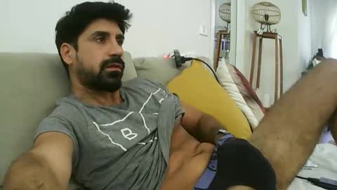 Snapshot of ilmangj90 chatting on 09-21-25, 08:05 ilmangj90 online show from 09-21-25, 08:05