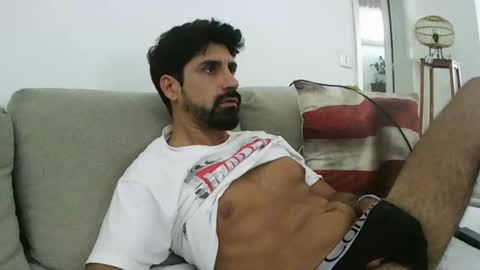 Snapshot of ilmangj90 chatting on 09-23-25, 07:55 ilmangj90 online show from 09-23-25, 07:55