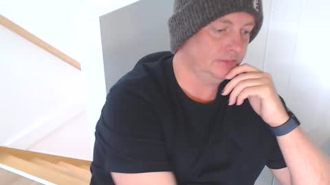 Beachside Lad online show from 05-07-26, 03:23