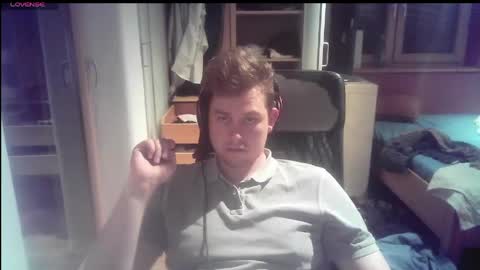 iloveyoutoo2000 online show from 05-11-26, 07:11