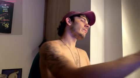 Snapshot of ilytheo chatting on 09-28-25, 04:07 Theo --- OnlyFans stxrcorx online show from 09-28-25, 04:07