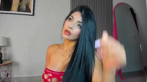 Snapshot of im__hanna chatting on 07-15-26, 01:33 hanna online show from 07-15-26, 01:33