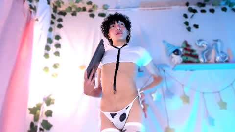 Alejo independent model   online show from 07-07-26, 06:47