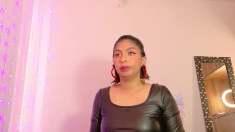 im_anna_ online show from 10-31-25, 12:06