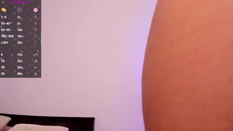 Snapshot of im_antonia chatting on 06-09-26, 09:48 LUCY online show from 06-09-26, 09:48