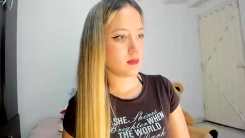 Caro   online show from 07-29-26, 04:43