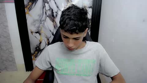 im_david01 online show from 12-04-25, 01:20