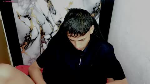 Snapshot of im_david01 chatting on 01-13-26, 12:54 im_david01 online show from 01-13-26, 12:54