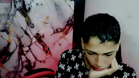 Snapshot of im_david01 chatting on 02-03-26, 12:54 im_david01 online show from 02-03-26, 12:54