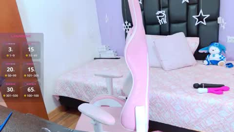 Eliza online show from 12-22-25, 04:59