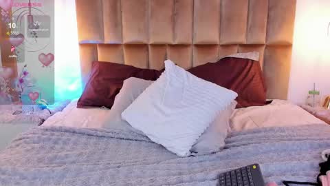 Anna  online show from 12-28-24, 02:53