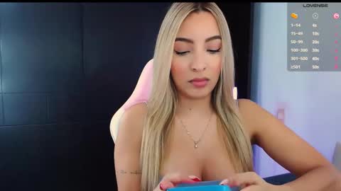 Snapshot of im_grecia chatting on 10-03-25, 06:49 Grecia online show from 10-03-25, 06:49