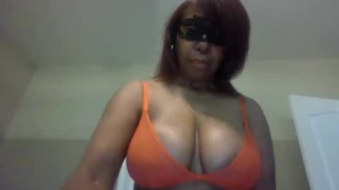 weet exy Cougar online show from 05-21-26, 01:18