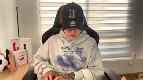 Laia online show from 01-17-25, 09:39