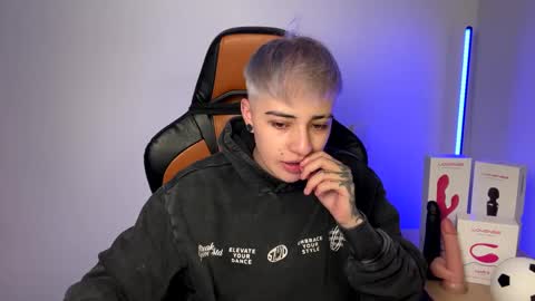 Laia online show from 01-20-25, 11:54