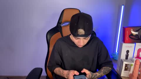 Laia online show from 02-15-25, 11:36