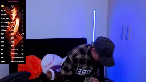 Laia online show from 11-22-25, 01:59