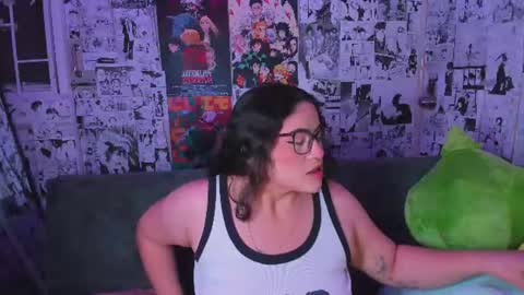 mei mei uwu online show from 07-26-26, 03:14