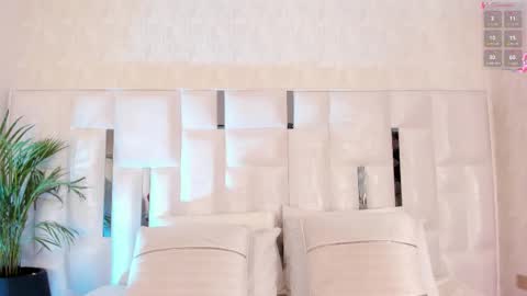 Snapshot of im_nika_ chatting on 10-14-25, 12:50 Nika online show from 10-14-25, 12:50