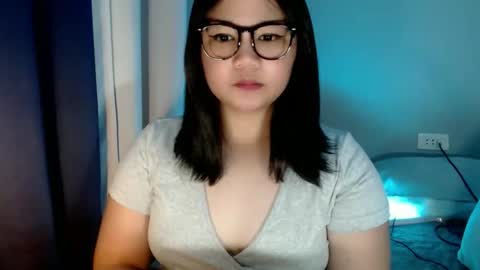 Snapshot of im_ur_cutiewife chatting on 10-24-25, 08:16 cherryl online show from 10-24-25, 08:16