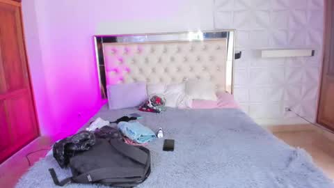 im_xandersmith online show from 06-07-26, 07:39