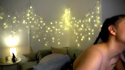 Pattie online show from 01-31-25, 01:22