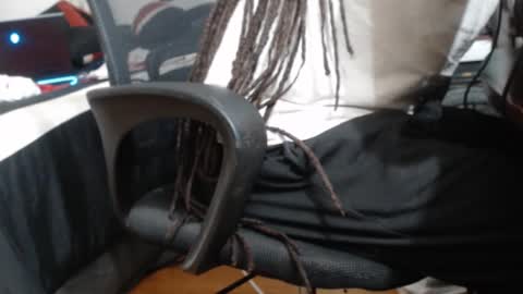 Snapshot of imanlolo789__ chatting on 02-24-25, 02:48 Imanlolo789   formerly known as Slimrodxxx  independent model online show from 02-24-25, 02:48